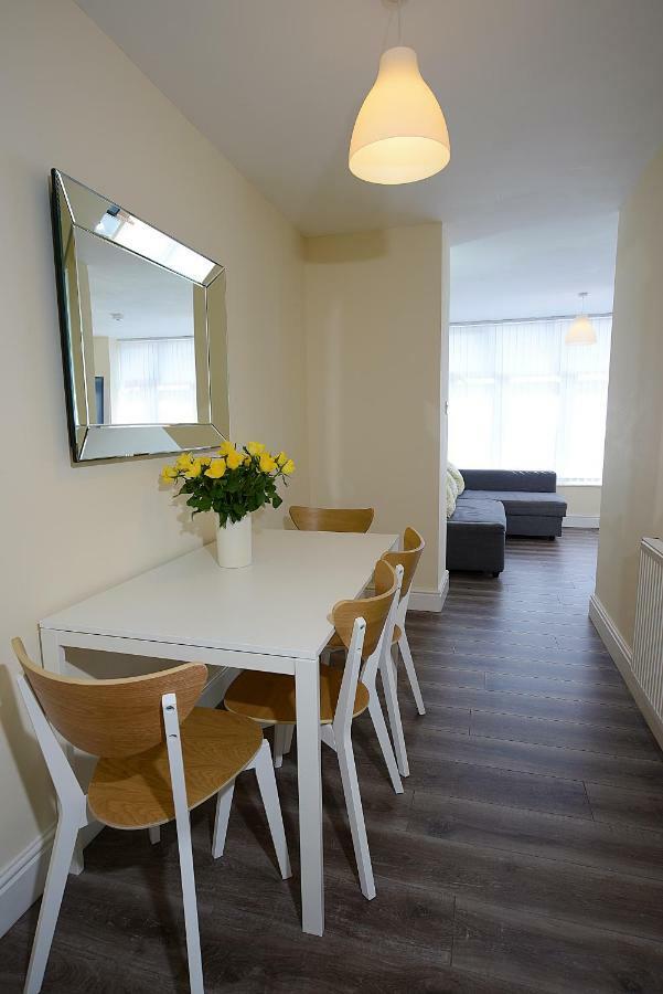 Twelve Apartments Blackpool Ngoại thất bức ảnh